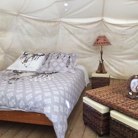 Tipis Nature カヴァルニ エクステリア 写真