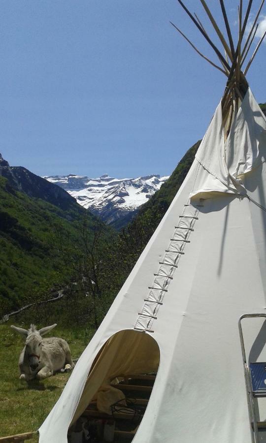 Tipis Nature カヴァルニ エクステリア 写真