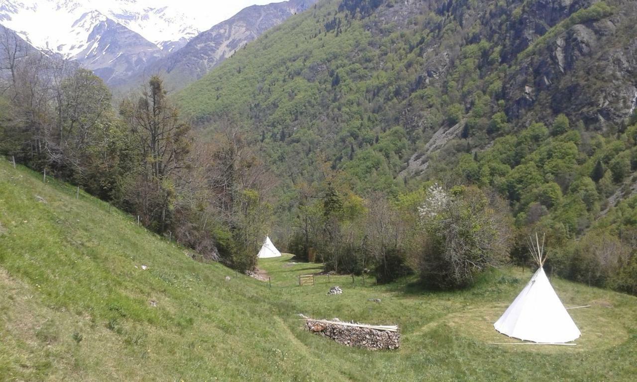 Tipis Nature カヴァルニ エクステリア 写真